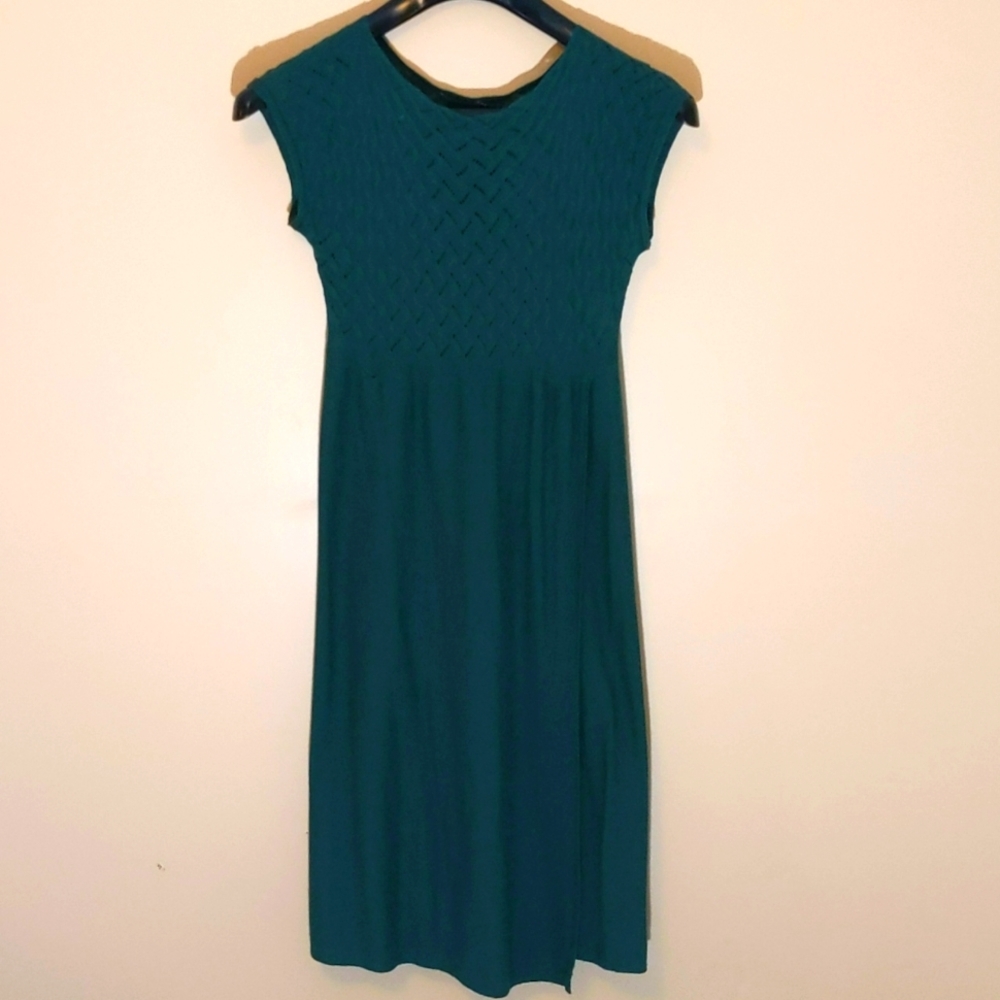 Class| Green Lacey Knitted Patterned Top Dress with Full Wrap Skirt Bottom